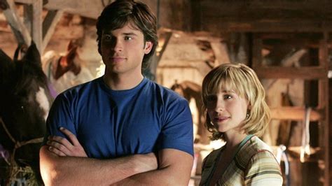 when does chloe find out about clark